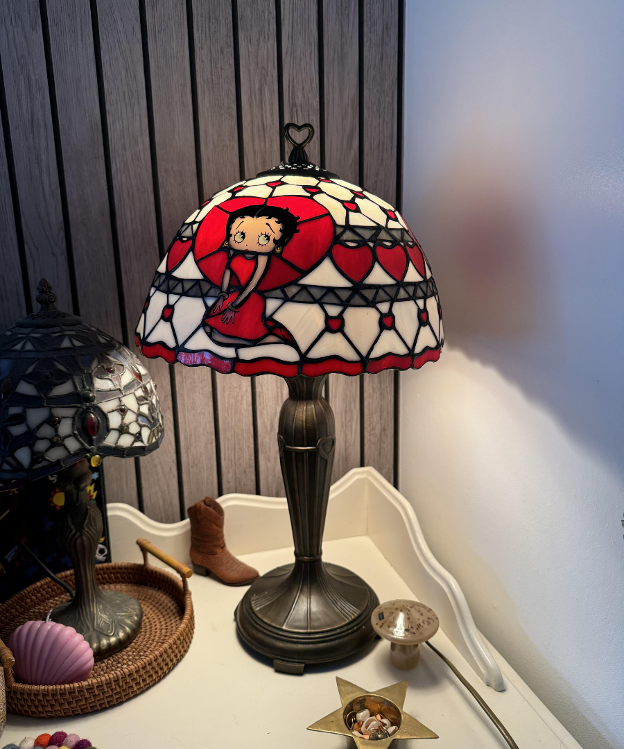 Vintage Betty Lamp